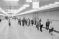 Stanice metra Kosmonautů( (Háje)