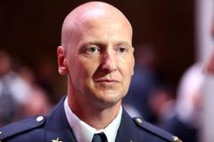 Slavnostní nástup po návratu ze zahraniční mise