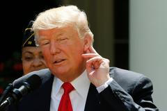 Rok s Trumpem. Silně projevy, neurvalé chování a zapomětlivost