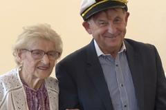 Dům pro seniory uspořádal módní přehlídku. Hvězdou byla 103letá modelka