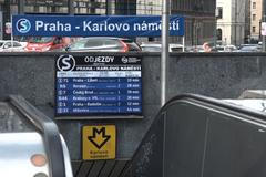 Za 20 let tu budou stavět vlaky. Takhle by to na Karlově náměstí mohlo vypadat