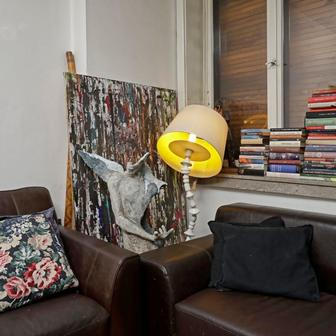 "Jsem na sebe hodně přísný. V mnoha věcech, které chci dělat, se držím zpátky, protože se bojím, že mi nevyjdou. Asi je to nějaká forma zraněného vnitřního dítěte. Ale když se proto odhodlám, tak ty věci v naprosté většině dotáhnu," říká Vladimír, který momentálně sní o malém sochařském ateliéru.