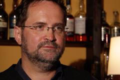 Whisky má řadu léčivých účinků, pijí ji lidé, co chtějí omládnout, říká propagátor skotské kultury