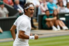 Roger Federer v semifinále Wimbledonu 2016