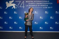 Benátky - filmový festival - Charlotte Ramplingová