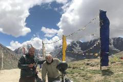 Jan Látal vzal otce do Himálaje na motorky