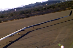 Facebook otestoval internetový dron. Celá flotila zajistí spojení na konci světa