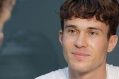 Albert Černý: Češi jsou cool, až se někomu povede zachytit v písni pohodu při pití piva, bude slavný