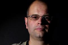 Kdo láká předlužené lidi na další půjčky, je šmejd, zakořenilo u nás veksláctví, říká Hůle