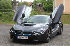 BMW i8 - křídla