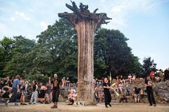 Fireshow a bubny v Podvinní