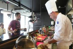 Češi jsou milovníci řízků. Firemní kantýny jim je nabízejí každý týden