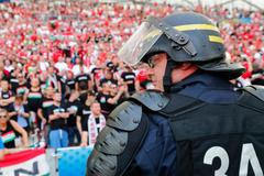 Euro 20161: výtržnosti maďarských fanoušků před zápasem s Islandem v Marseille - policie