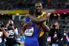 Finále sprintu na 100 metrů na MS v Londýně (Usain Bolt a Justin Gatlin)