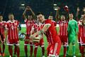 Fotbalisté Bayernu Mnichov slaví zisk německého superpoháru