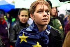 Proevropská demonstrace na Trafalgar Square v centru Londýna