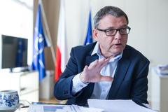 Lubomír Zaorálek, ministr zahraničí, při rozhovoru