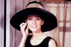 Audrey Hepburn: Tajemství jejího štíhlého pasu