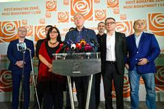 Babišova vláda vznikla na lživé kampani. Sněmovna by jí už dnes měla vystavit stopku, říká Chovanec