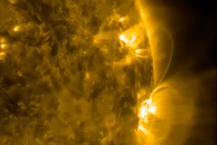 NASA publikovala záběry, které ukazují magnetické indukční čáry nad Sluncem