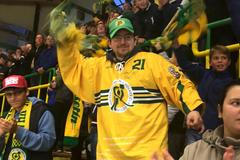 Hokejová legenda ožívá. Ve Vsetíně je extraligová atmosféra s vůní slivovice