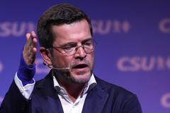 Karl-Theodor zu Guttenberg na mítinku v Kulmbachu.