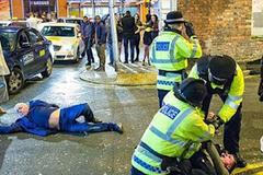 Silvestr se může zvrtnout. Zpitý pod obraz půjdete rovnou na obraz