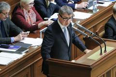 Živě: Strany před jednáním Sněmovny o důvěře vládě Andreje Babiše. Kdo podpoří vládu?