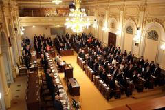 První schůze sněmovny