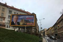 Billboardy Zeman znovu