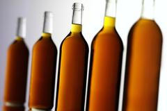 Češi vypijí nejvíc Metaxy. Zajeli jsme se podívat na výrobu řecké pálenky