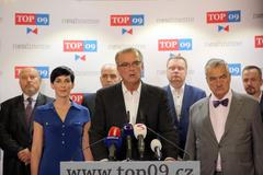 Kalousek: Němcová i Sobotka museli dokázat, že mají většinu. Babiše nechce Zeman vydírat