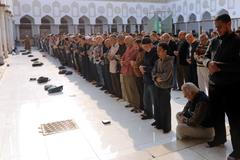 Káhira mešita modlitba