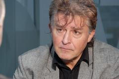 Nesmíme lovit v řadách normalizačních borců, působíme přestárlým dojmem, říká Dolejš