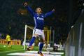 Max Meier slaví čtvrtou branku hostů v utkání Dortmund vs. Schalke.