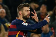 Barcelona-Real: Gerard Piqué slaví gól na 1:0