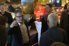 Zaorálek se divil, když sklidil po volebním debaklu od spolustraníků potlesk