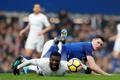 Everton vs Chelsea: Tiemoue Bakayoko a Michael Keane