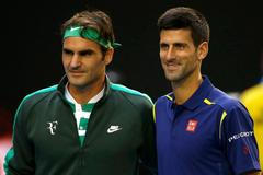 Roger Federer a Novak Djokovič v semifinále Australian Open 2016