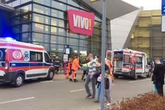 Útok v Polsku - devět pobodaných lidí, jedna oběť