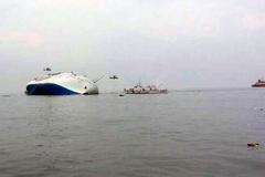 U Korejského poloostrova se potopil trajekt Sewol se 459 lidmi na palubě