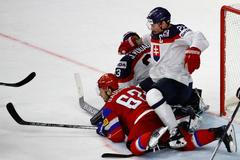 MS 2017, Rusko-Slovensko: Jevgenij Dadonov - Július Hudáček a Vladimír Dravecký