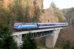 České dráhy nasadily nové lokomotivy Vectron, cestování se zkrátí