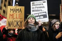 Demonstranti blokovali vstup na konferenci nacionalistů z celé Evropy