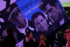 John Travolta v Rijádu