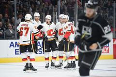 Flames málem skolil Hertlův kat, ale nakonec se Jágr výhry dočkal. Podívejte se