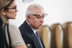 Poslanecká sněmovna, 22.11. 2017 - Babiš, Faltýnek