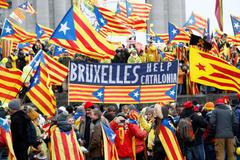 Demonstrace v centru Bruselu na podporu Madridem sesazené katalánské vlády