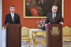 Prezident Miloš Zeman jmenoval Andreje Babiše premiérem.