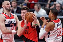 Washington Wizards (Marcin Gortat a Otto Porter Jr) vs Portland (Jusuf Nurkic)
